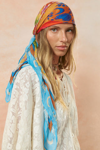 zevra-shorts-aphrodite-scarf-set