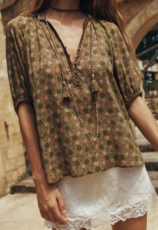 swan-lake-short-sleeve-blouse